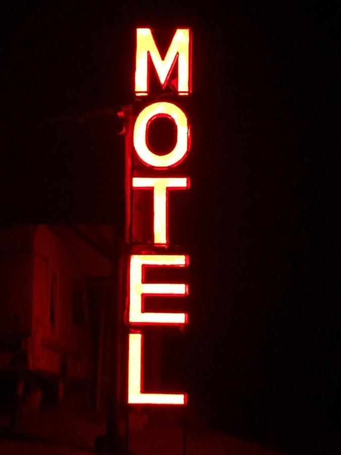 Piekalne Otel Kalniesi Dış mekan fotoğraf